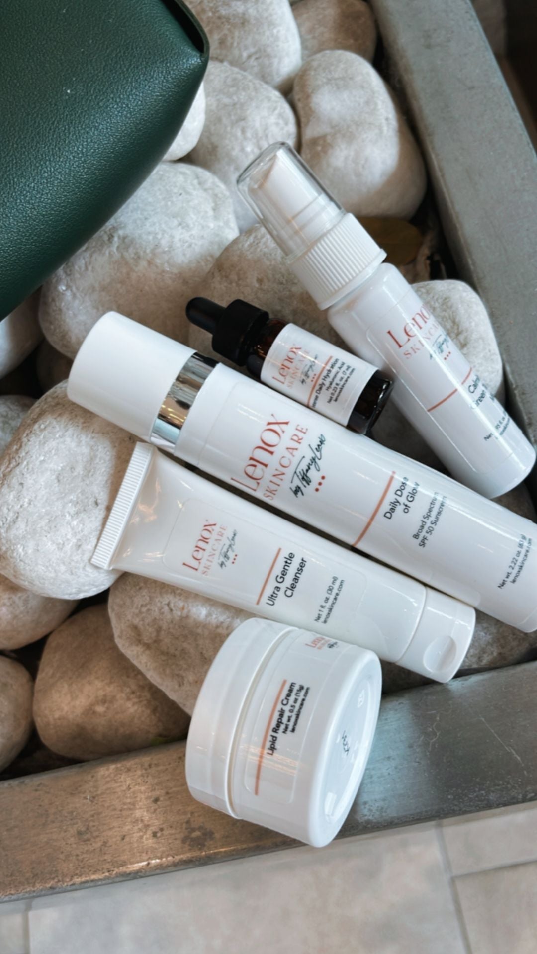 Travel Kit with Daily Illuminating Sheer SPF 50